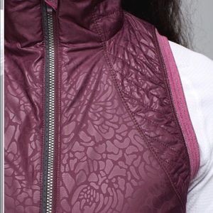 Run vest ( Lululemon Rebel Runner)
